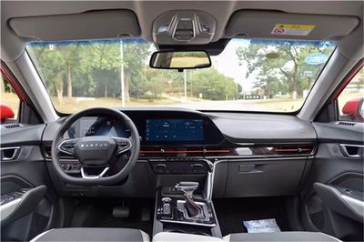 寶駿RC-6，為女性而“紅”，為“智行”而生